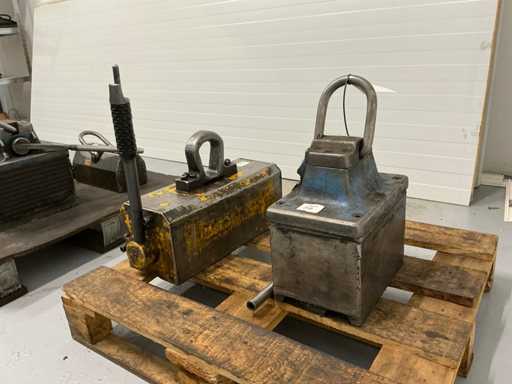 Magnetischer Aufzug (2x)