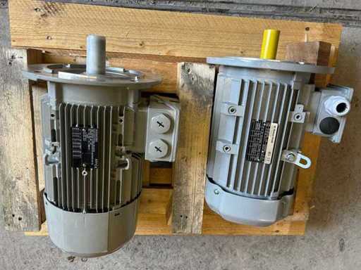 Elektromotoren van Siemens en wisselstroommotoren, 2 stuks