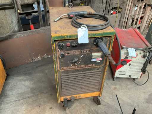 Poste à souder MIG INE Compact ARC 250C