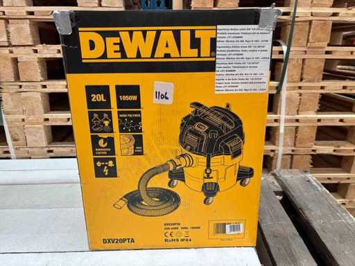 DRY/WET VACUUM CLEANER WITH SOCKET AT-DXV20PTA DeWalt
