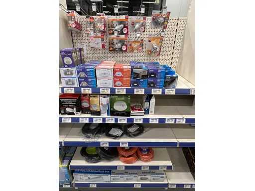 Série de diverses lampes LED, projecteurs et rallonges