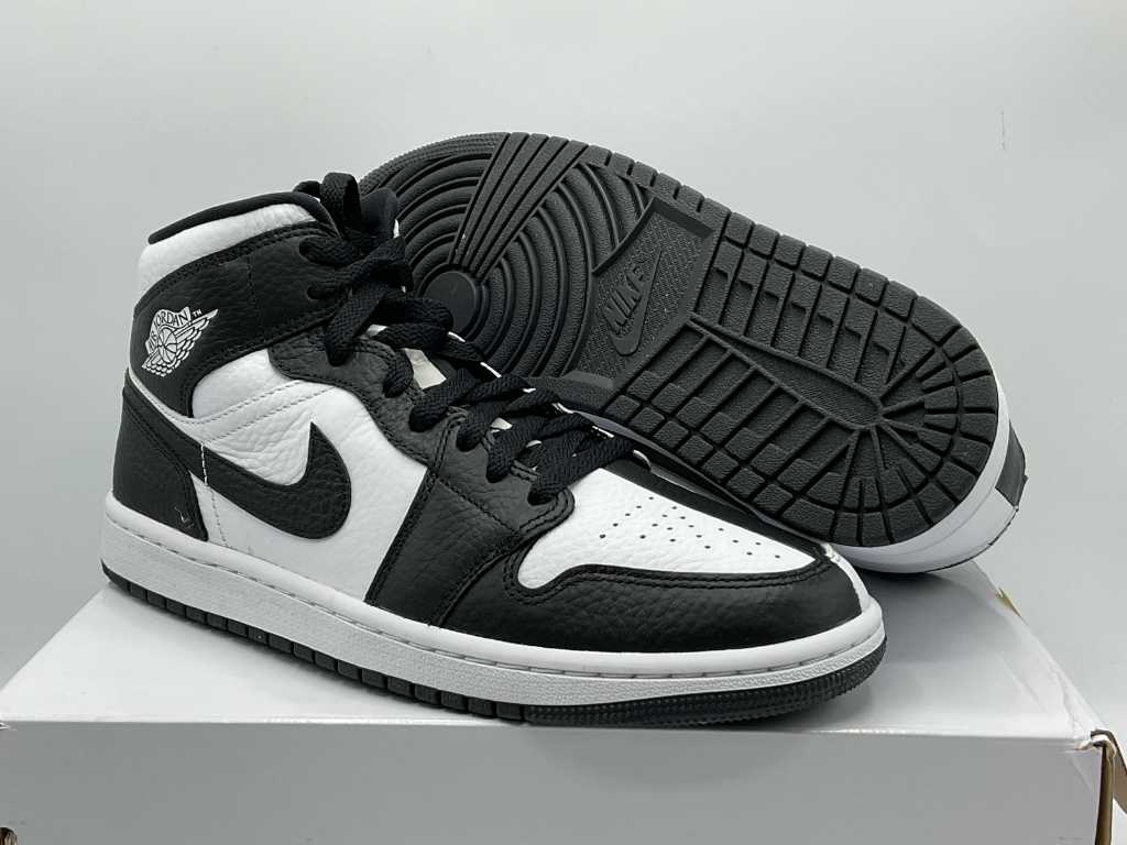 Nike Jordan 1 Mid Split Black White Women Sneakers 42 Troostwijk