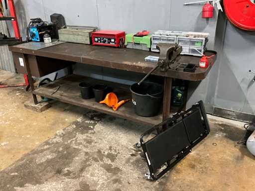 Workbench & tools