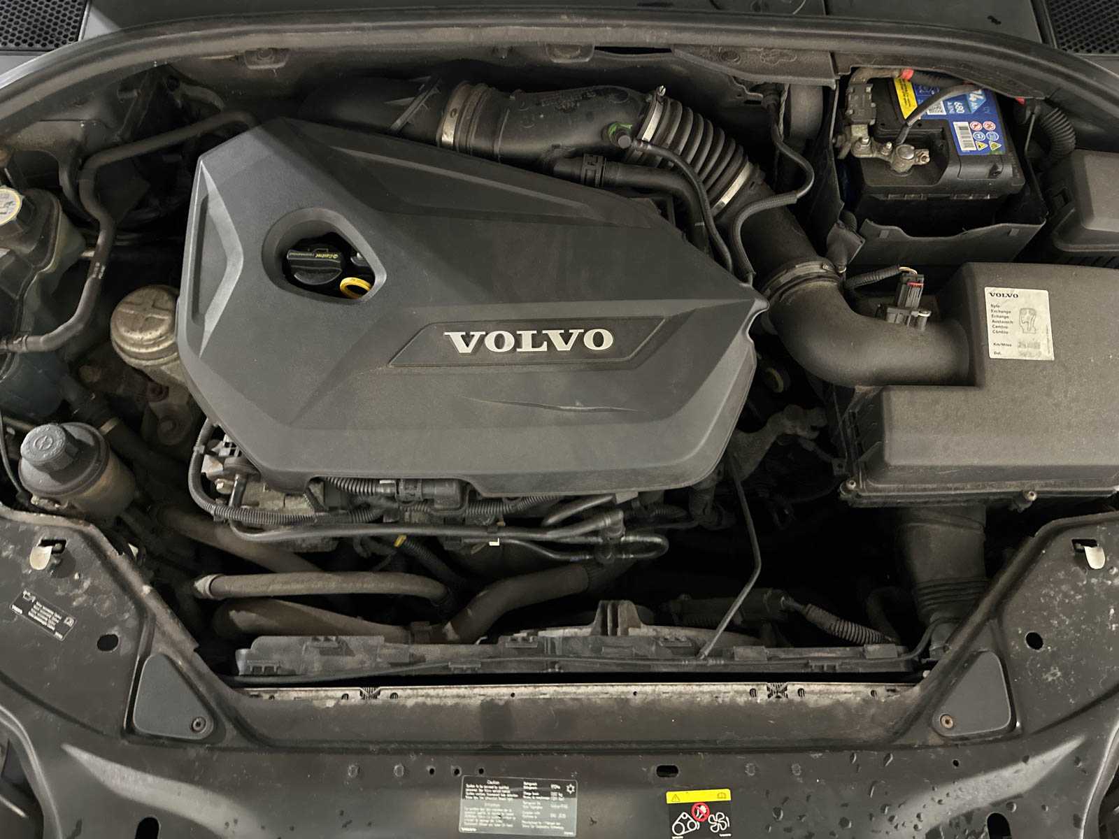 Volvo V70 1.6 T4 Limited Edition 179pk 2011 (Origineel-NL), 63-RSF-2