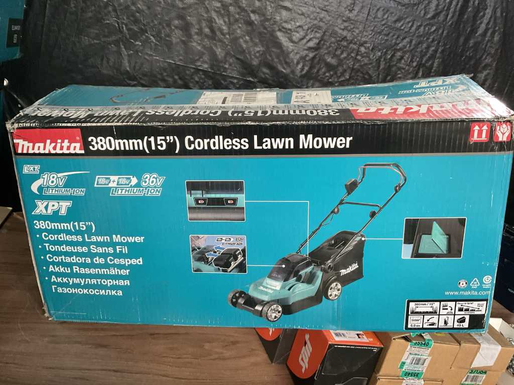 Makita DLM382CM Cordless Lawn Mower