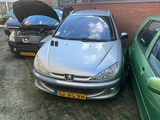 Peugeot 206 SW Passenger car