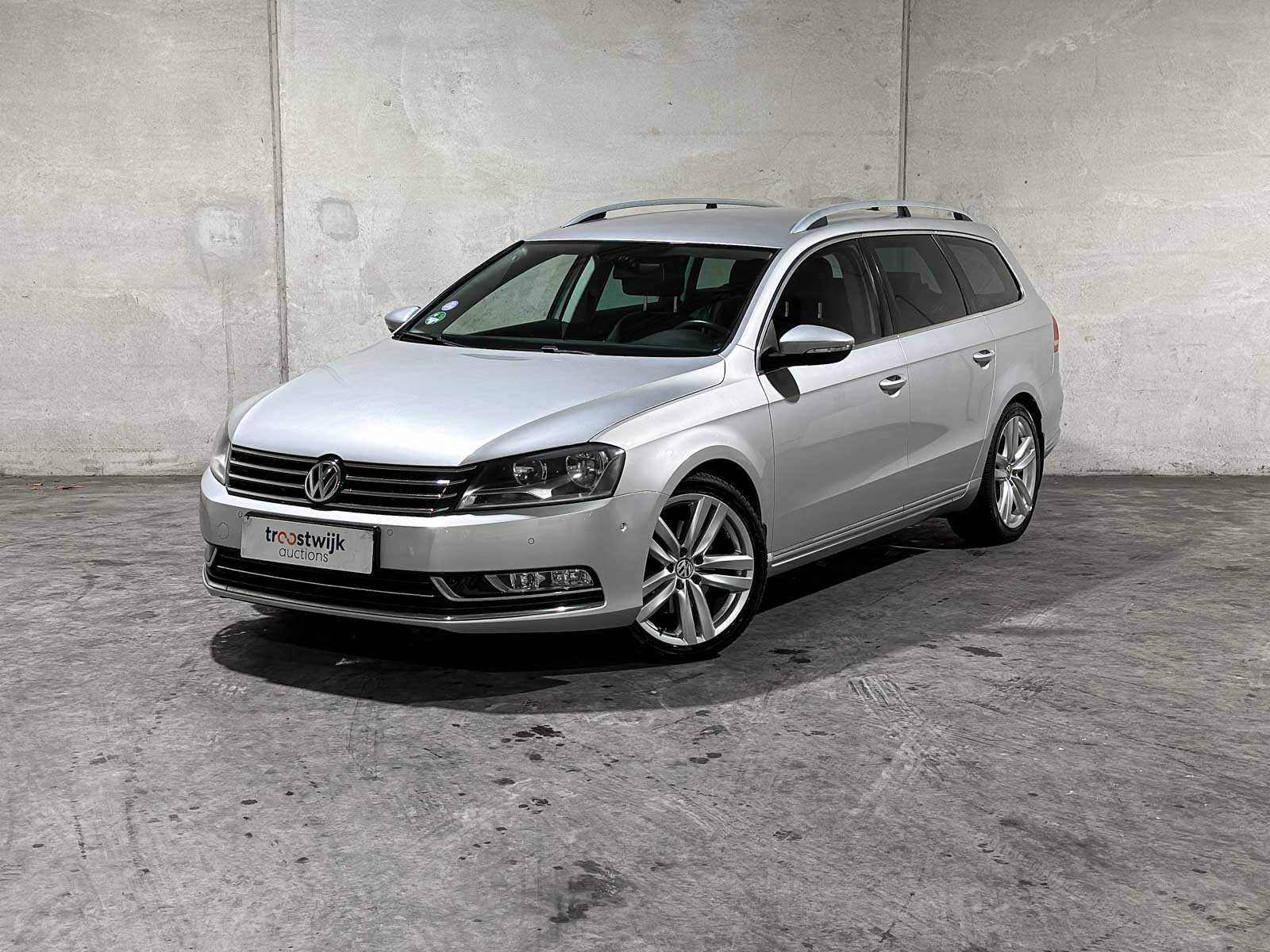 Volkswagen Passat Variant 1.8 TSI Highline 160pk 2011 (Origineel-NL), 71-RPV-9