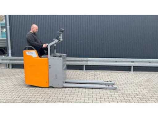 80f0ea20-bded-4e71-80e3-8c85d9b25c3d.mp4