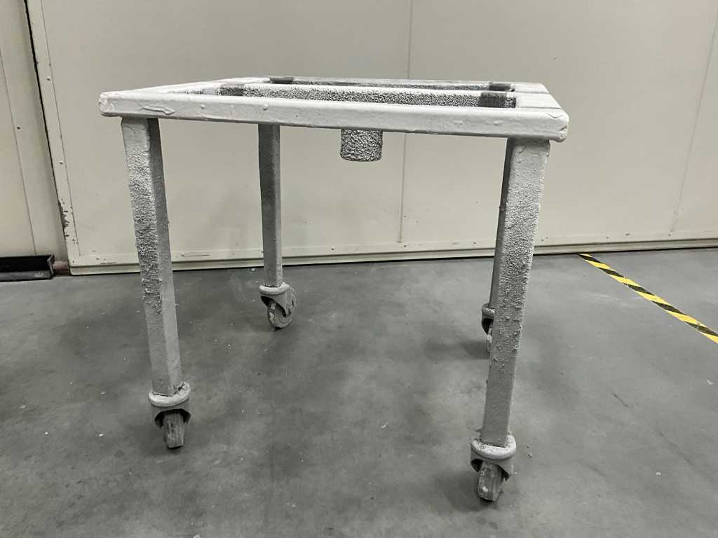 Spray table (10x)