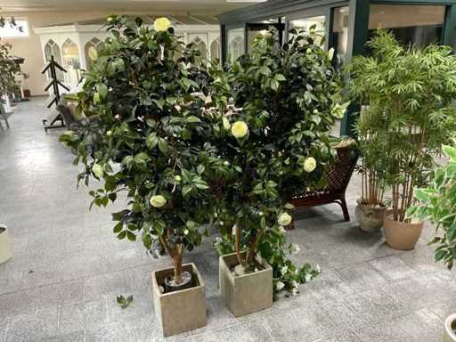 Artificial plant with pot (2x)