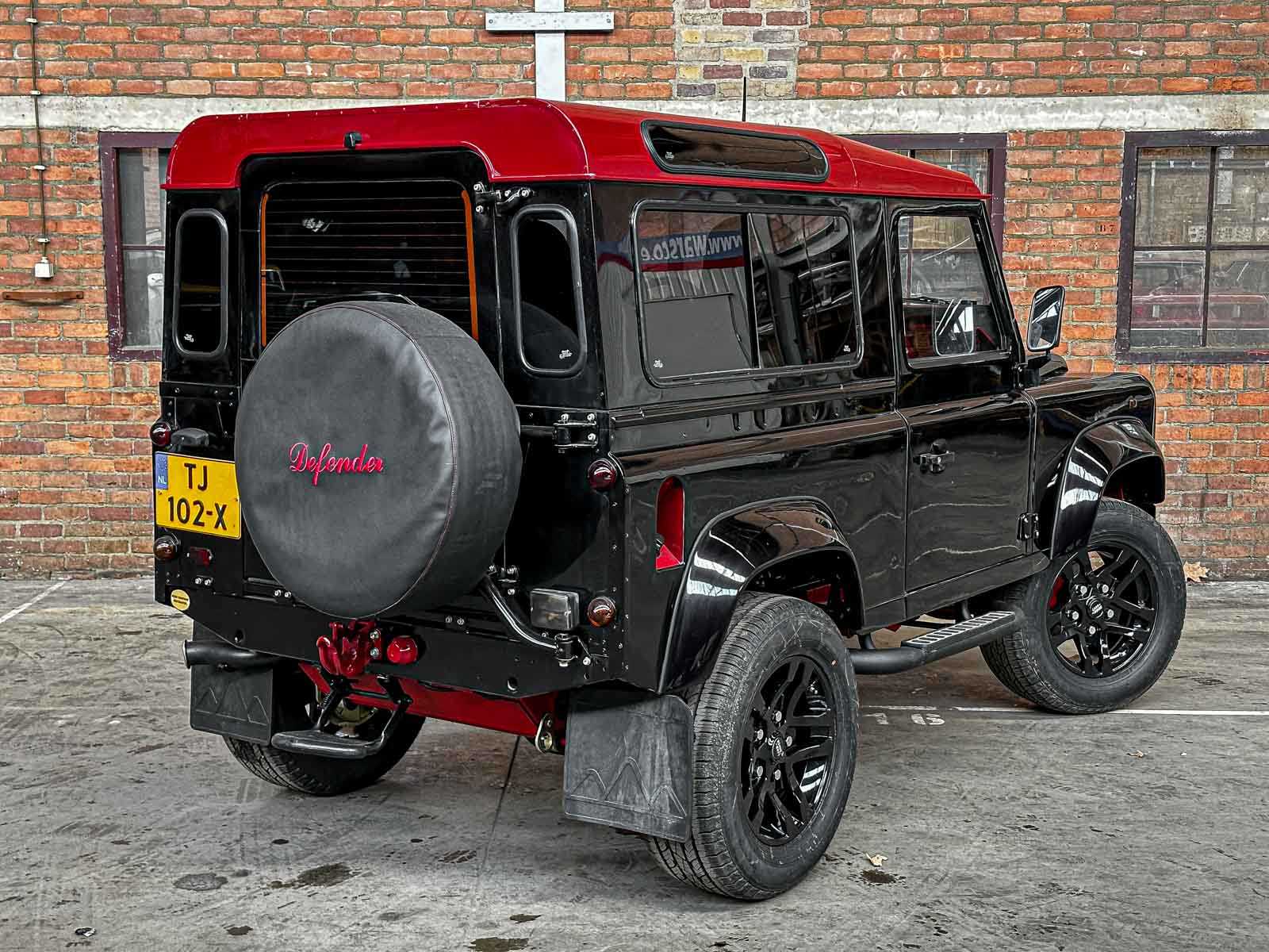 Land Rover Defender 90 V8 LS3-Motor 430pk 1996