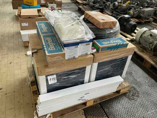 Stock of accessories, spare parts and warehouse stocks