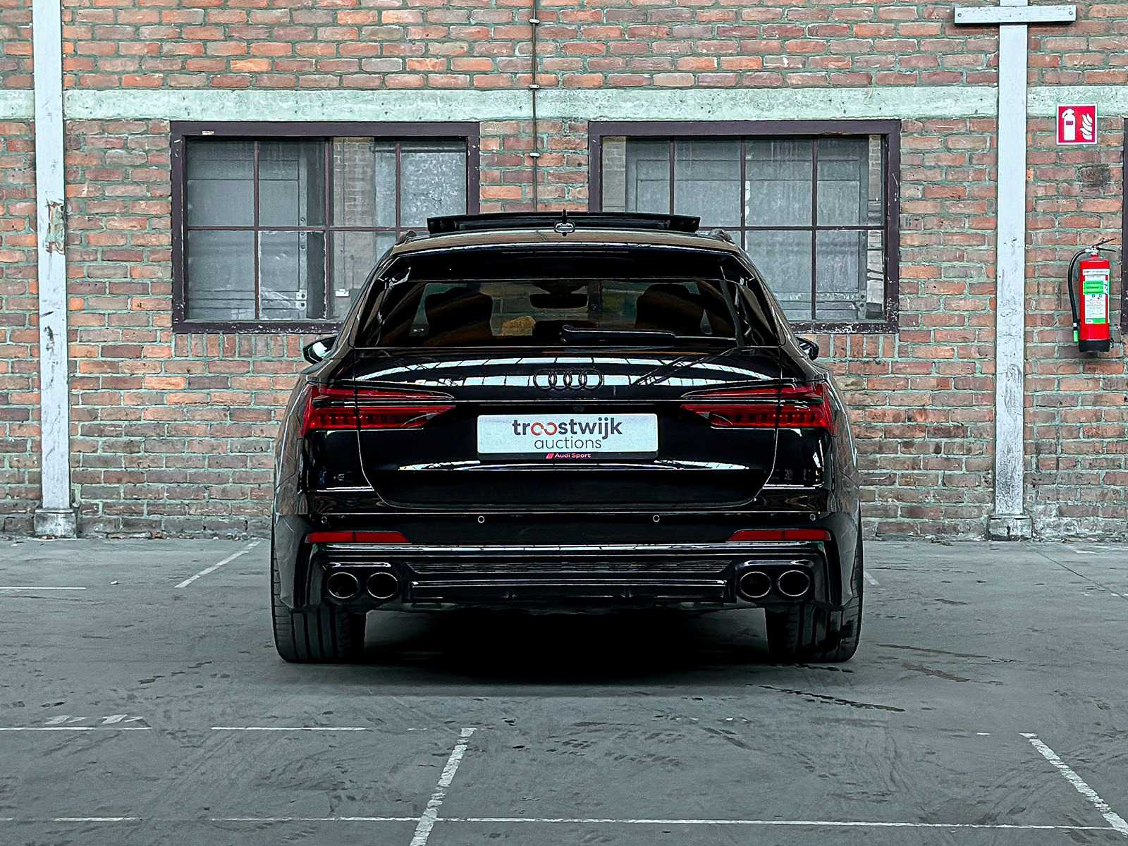 Audi A6 Avant 55 TFSI e Quattro Pro Line S Competition 367pk 2023 (Plug-In Hybrid), HLJ-85-T