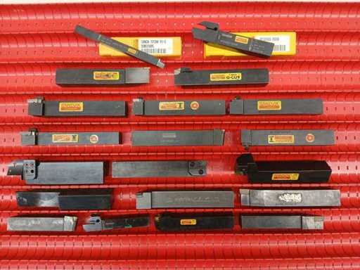 Sandvik Coromant - Portautensili (tornitura, scanalatura, separazione – sistemi CoroCut / CoroTurn / T-Max) - Portautensili CNC assortiti
