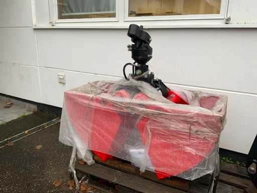 BENNIO KM 605 HPX-250 WS