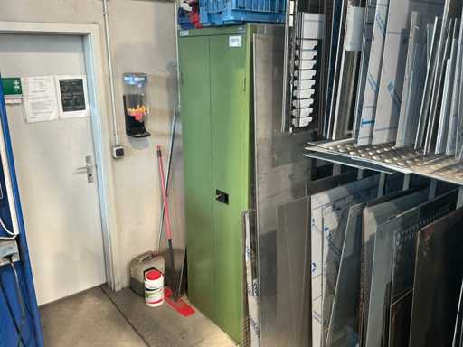 HOFFMANN Tool cabinet with contents