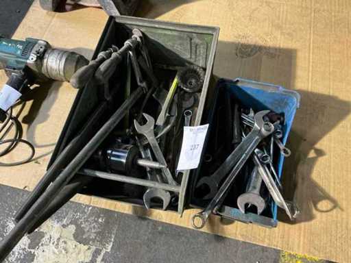 Série d’outils manuels