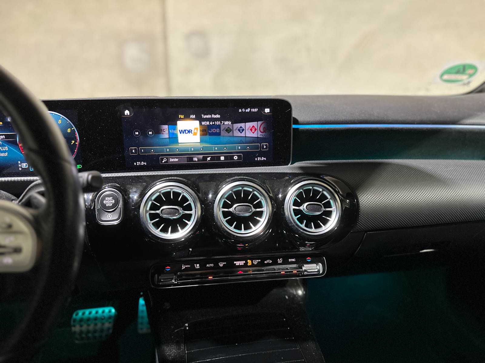 Mercedes-Benz A200 Business Solution AMG A-klasse 163pk 2020 (Origineel-NL), J-049-DZ