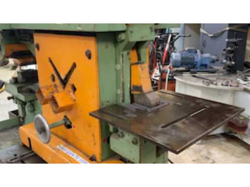 2a7d486e-842a-4dd4-83e2-27ace4980360.mp4