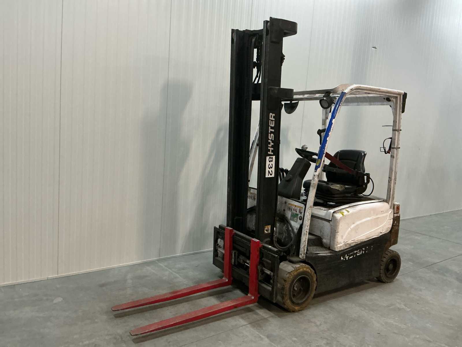 2016 Hyster J1.8XN MWB Forklift