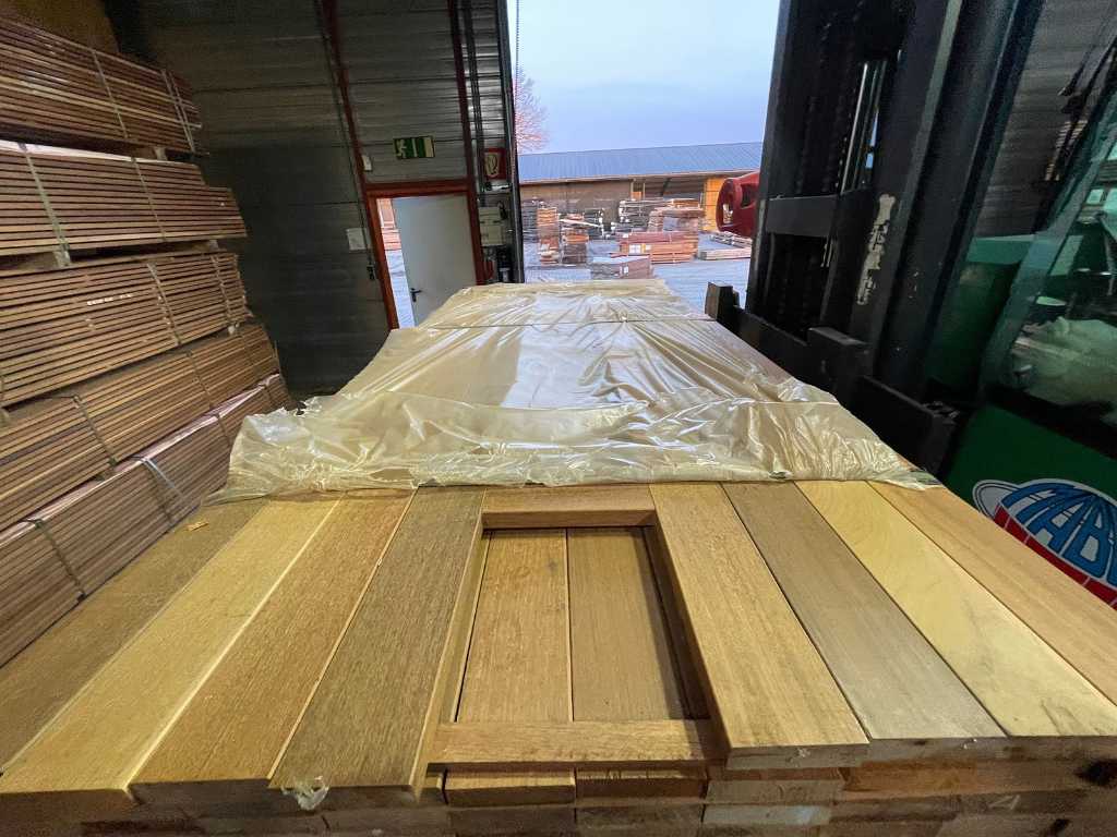 Ipé hardhouten planken geschaafd 27x70mm, lengte 108/215cm 50/245cm (158x)