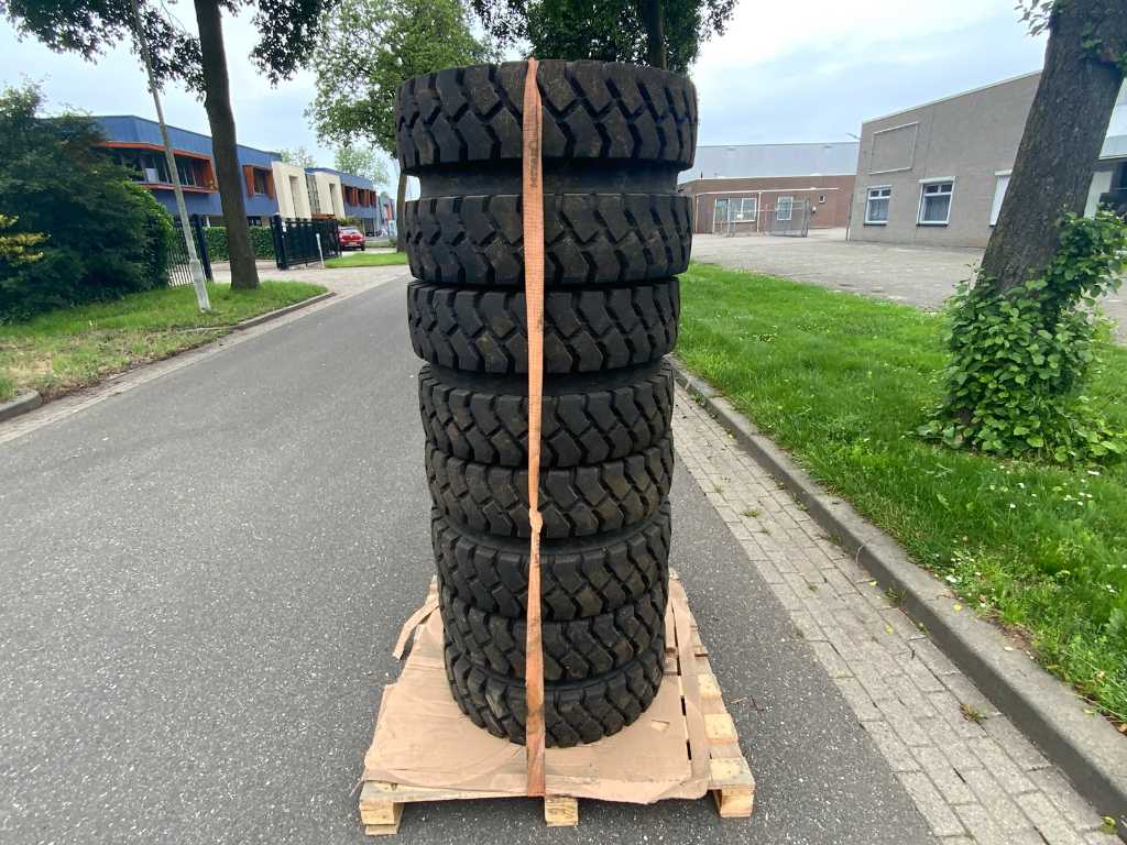Wacker Neuson EW65 Mitas 7-50 15 rim with tire (4x)