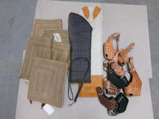 Hunde Zubehör Mix, gebraucht/neuwertig (U2) (16x)