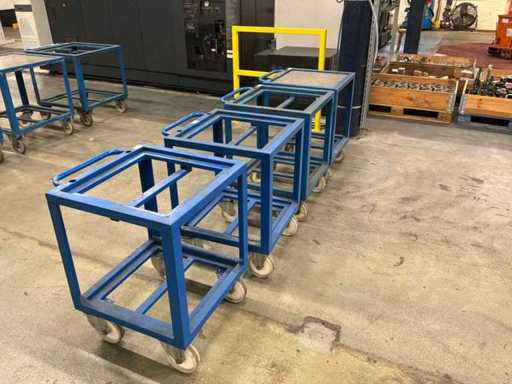 Platform trolleys (4x)