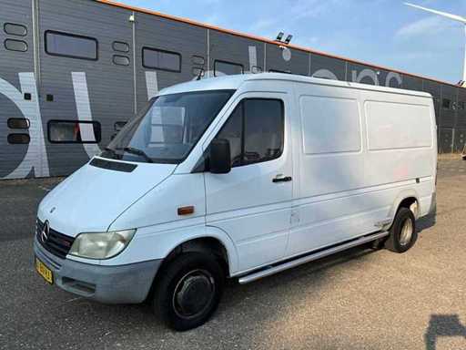 2004 Mercedes-Benz Sprinter 408 2.2CDI Bedrijfswagen 81-BN-HJ