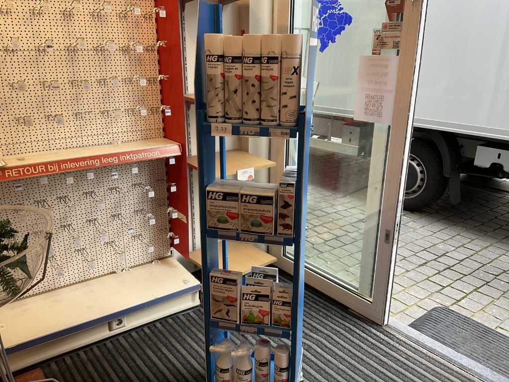HG Display Rack with Pest Control