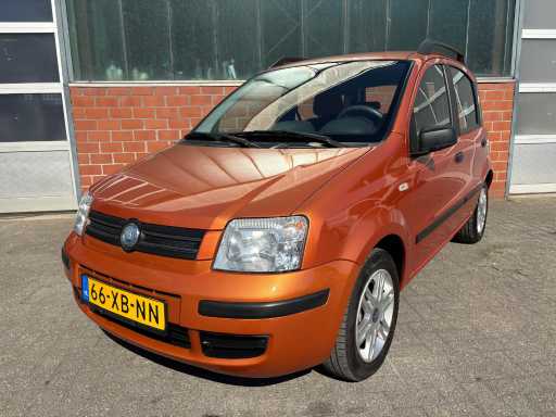 Fiat Panda 1.2 Emotion - Car