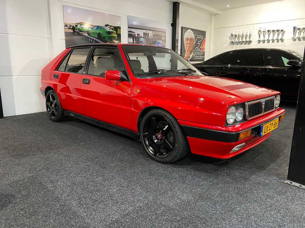 Lancia Delta HF Integrale 2.0 16V collectors item original, LX-ZP-86