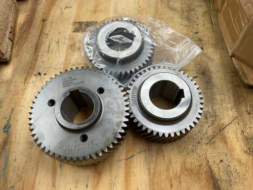 BSA42SG Varias cajas de cambios (13x)