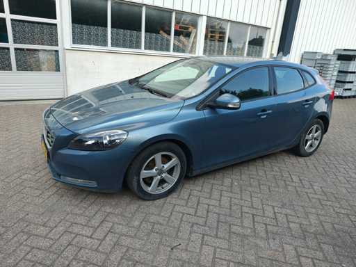Volvo - V40 - 1.6 D2 Summum - Personenauto