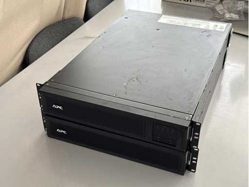 Rack SMX2200RMHV2U APC / Tour