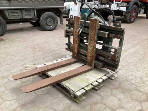 2003 Kaup 4T451 Rotating carriage