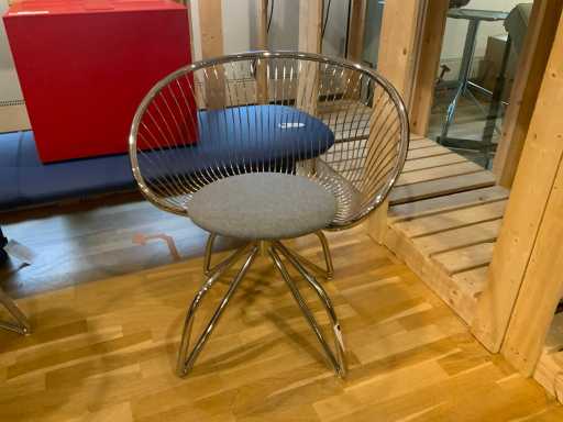 Lensvelt Coquille  “Powerhouse” Designstoel