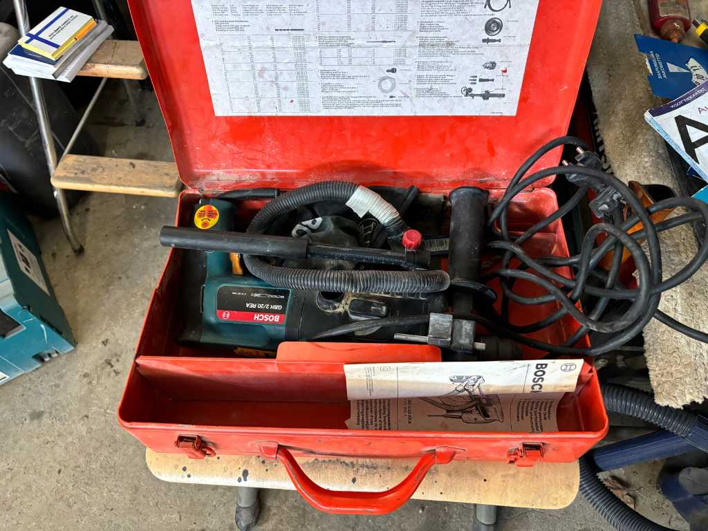 Impact drill with vacuum cleaner Bosch GBH 2/20 REA