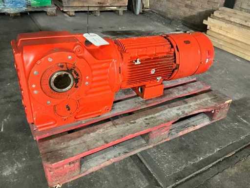 SEW Eurodrive Elektromotor mit Getriebe