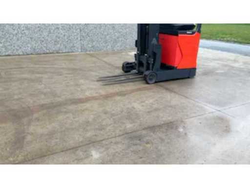 e0007020-8d81-4b83-8f0b-6e03943fcf46.mp4