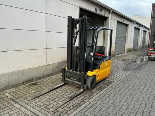 1998 Komatsu 18 Vorkheftruck