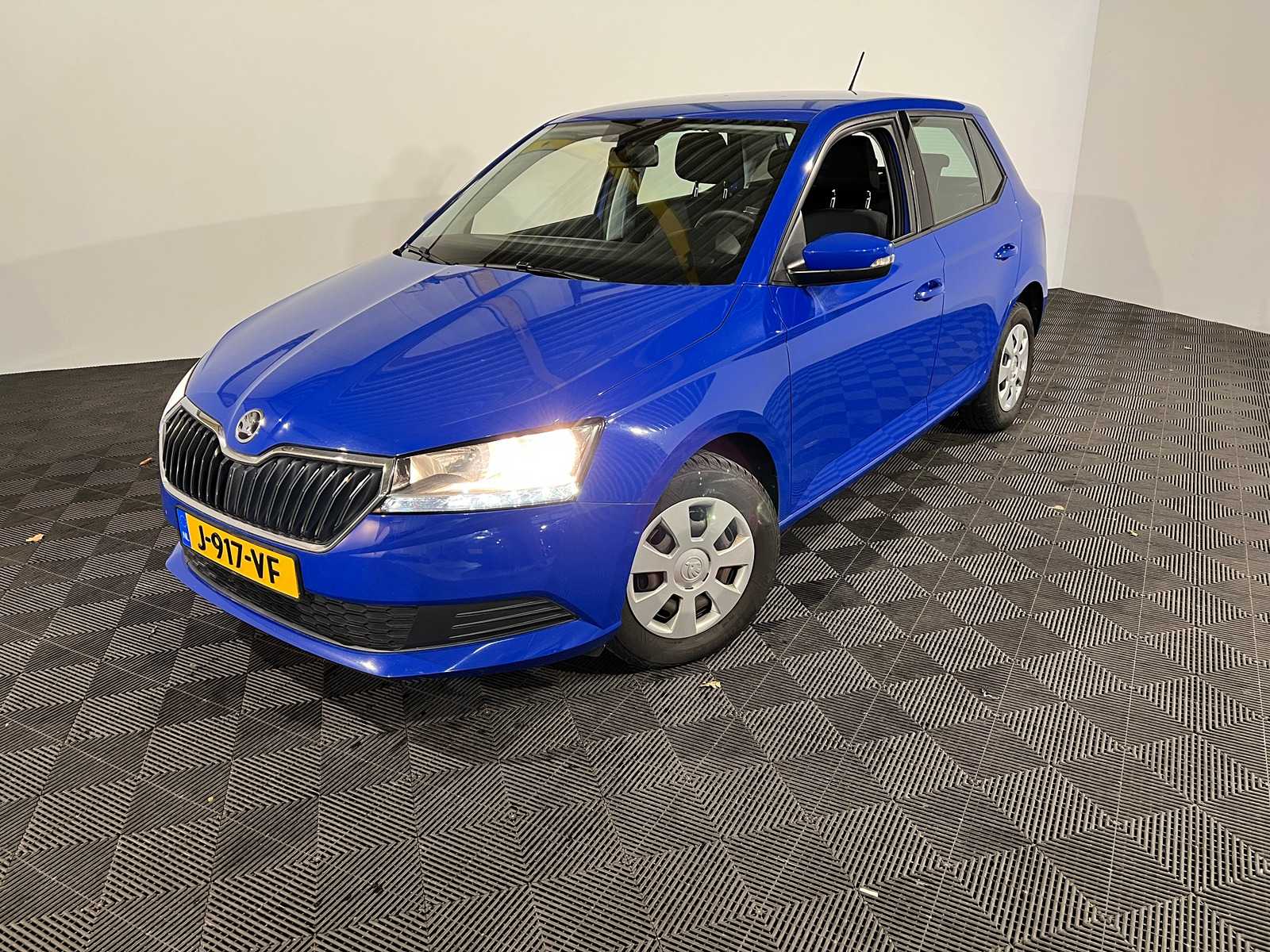 Skoda Fabia 1.0 Active, J-917-VF