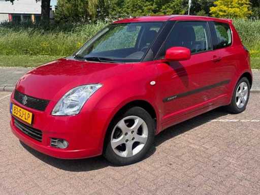 Suzuki Swift 1.3 Exclusif, 83-SJ-LP