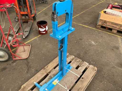 Cowley MSS15 Stretching and Butting Machine