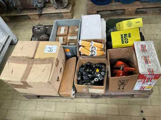 Stock di accessori,ricambi e giacenze di magazzino