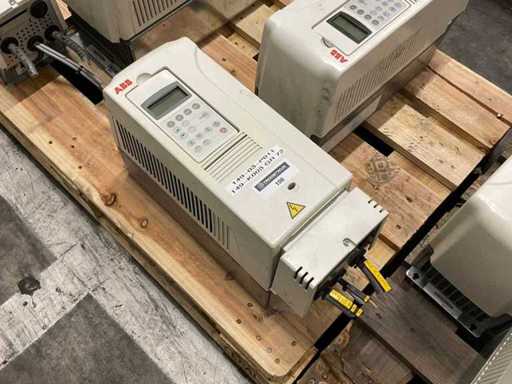 ABB ACS800 Frequency converter