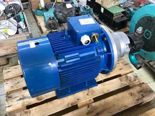 Hydraulic pump