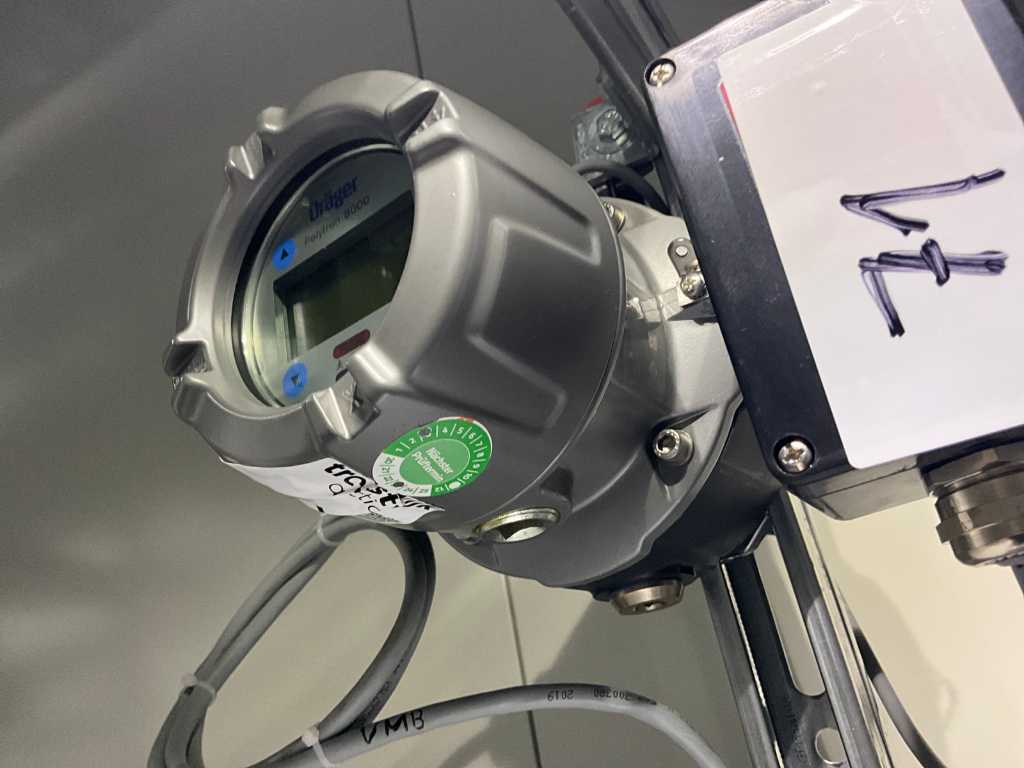 Dräger Polytron 8000 Gas detector with sensor Troostwijk Auctions