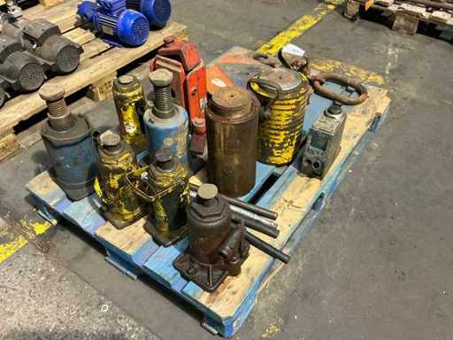 Cric à bouteille (10x)