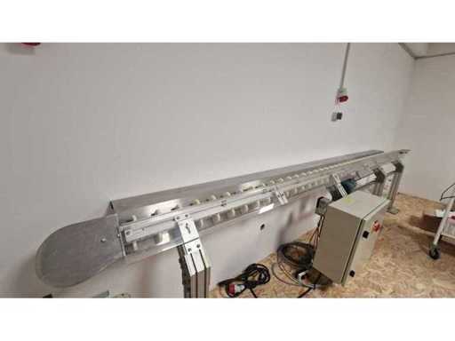 FLEXLINK - Pallet and cleat conveyor 5.35 m